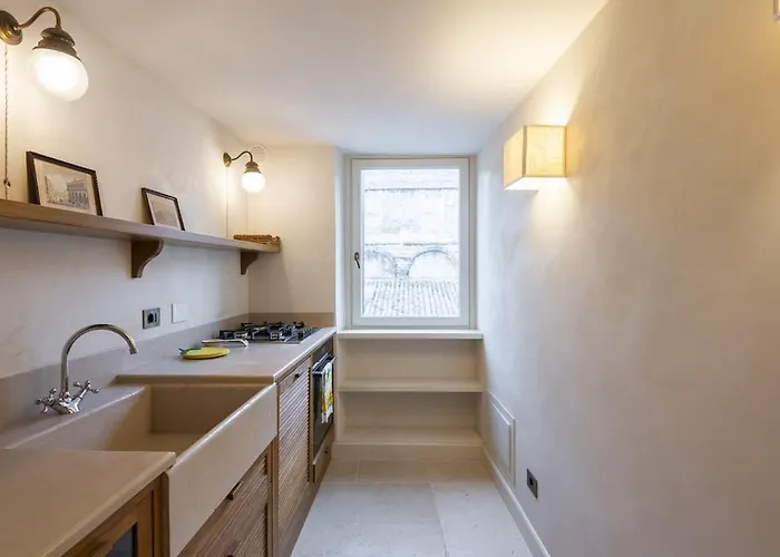 Trastevere Luxury Panoramic Terrace Apartment *