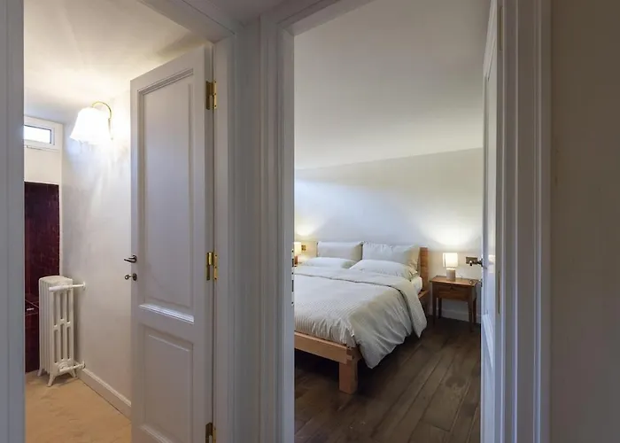 Trastevere Luxury Panoramic Terrace Apartment Rom